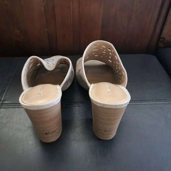 American eagle slide in heel sandal - Picture 5 of 5